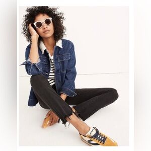 Madewell Cali Demi Boot Cut Jeans 26 Berkeley Black Chewed Hem Mid Rise Fray